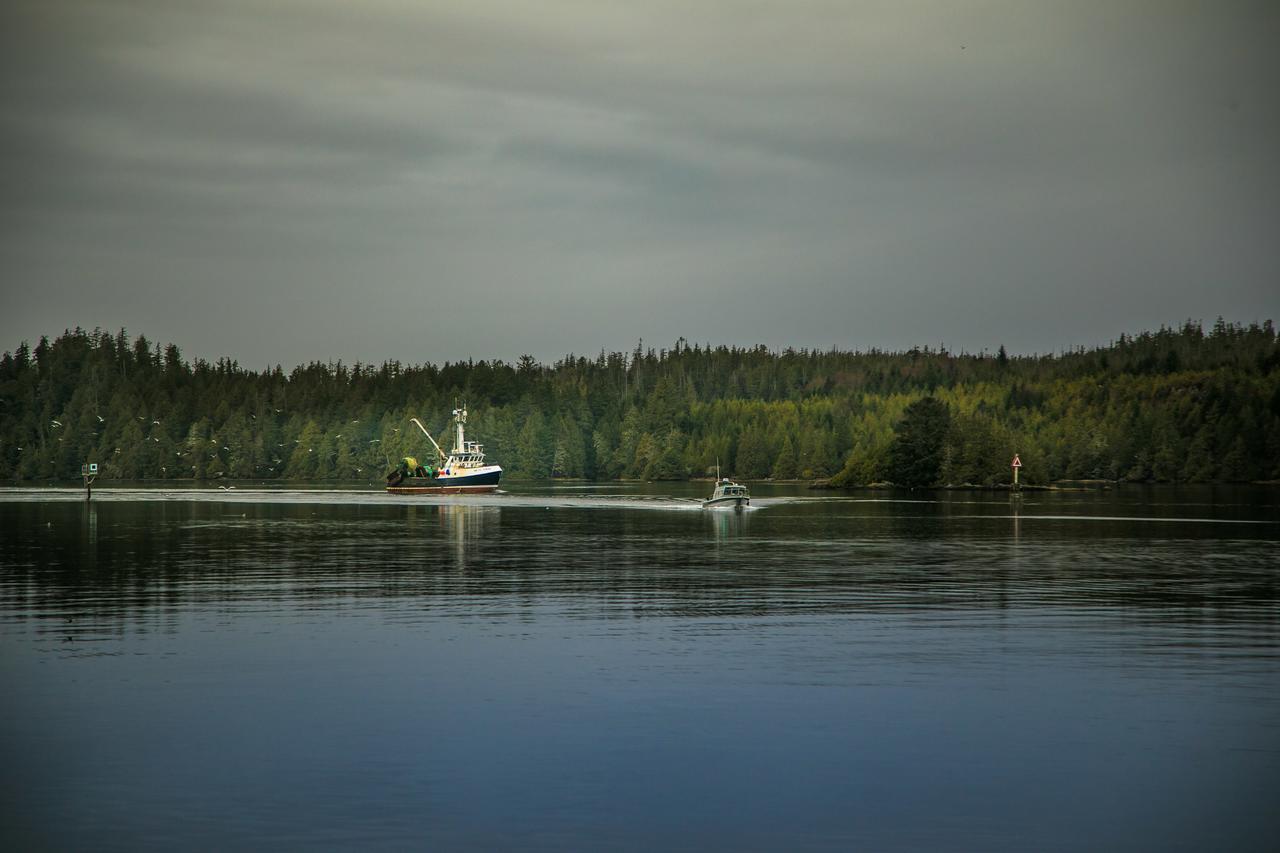 Black Rock Landing Ucluelet Bagian luar foto