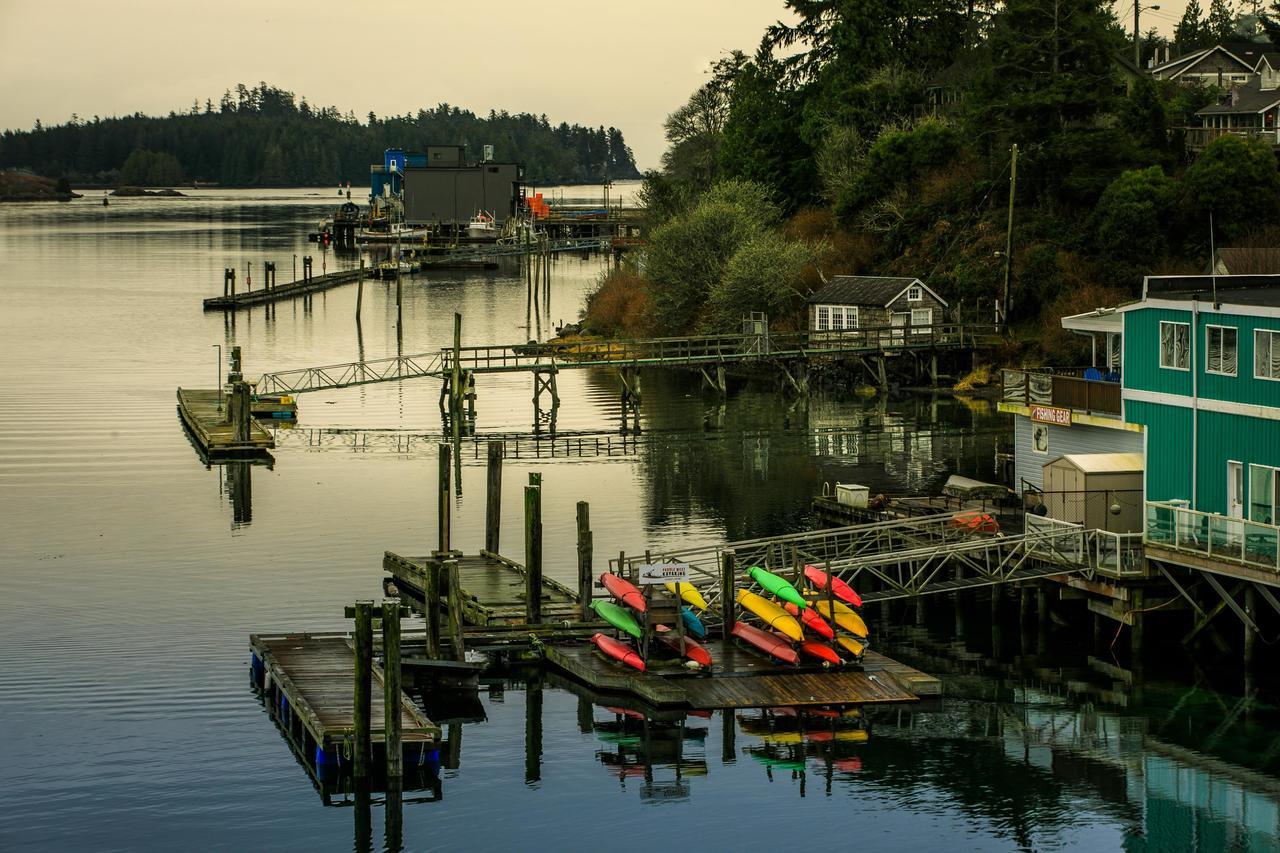 Black Rock Landing Ucluelet Bagian luar foto