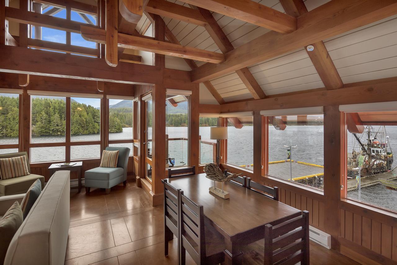 Black Rock Landing Ucluelet Bagian luar foto